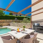 Casa Del Sole Villa *