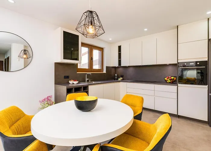 Casa Del Sole Lakmartin